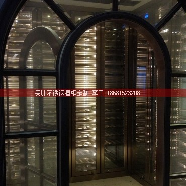别墅黑钛金不锈钢酒窖定制