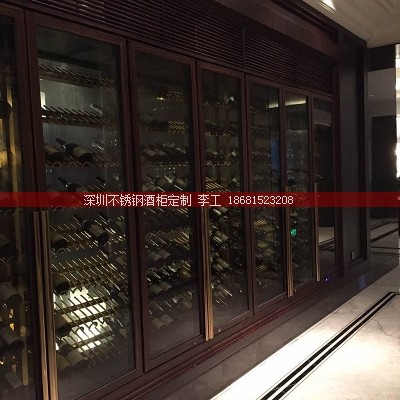 定制西餐厅木纹饰面不锈钢酒柜