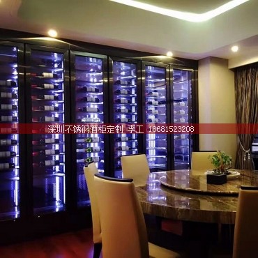 珠海红树湾小区某洋房定制不锈钢酒柜
