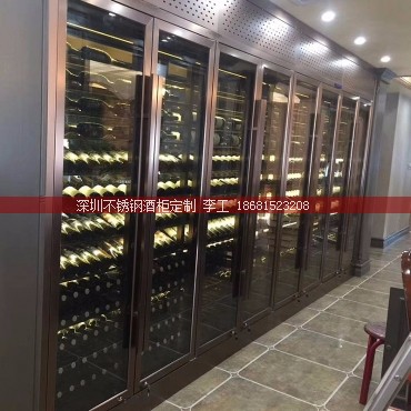 吉林长春某会所定制多开门不锈钢酒柜